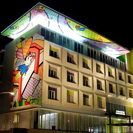 Maxonehotels.Com At Vivo פאלמבאנג מראה חיצוני תמונה