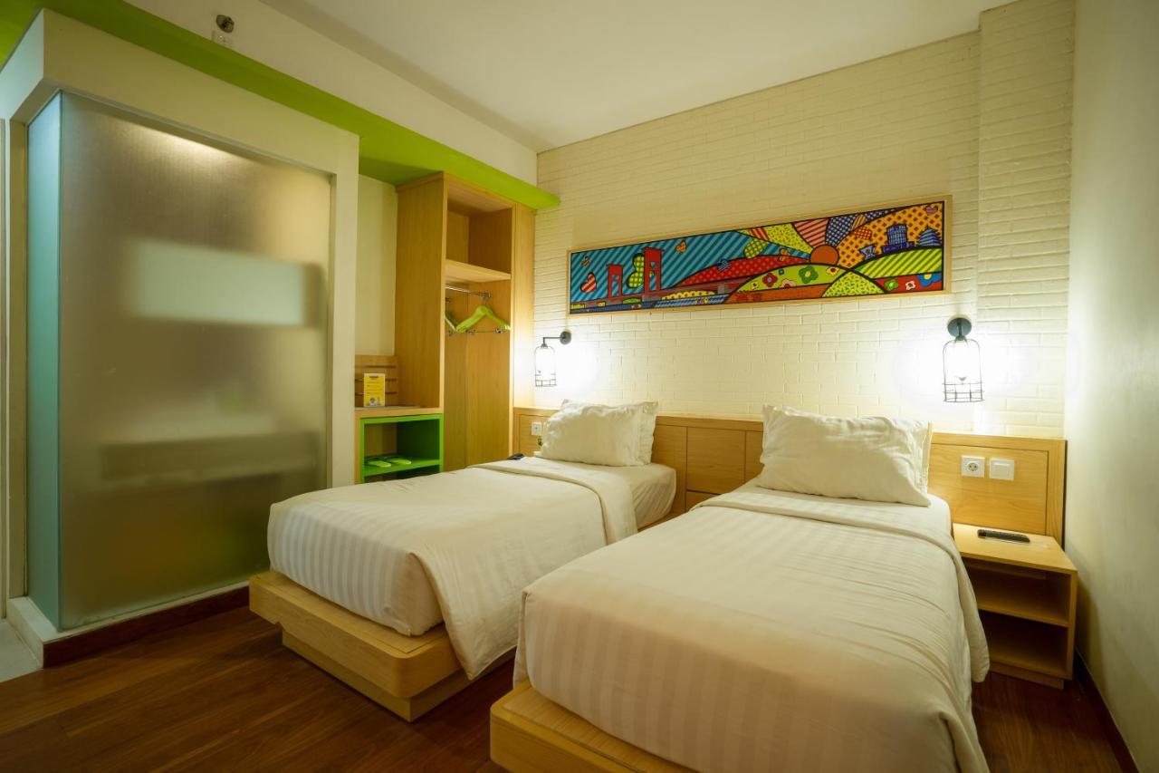 Maxonehotels.Com At Vivo פאלמבאנג מראה חיצוני תמונה