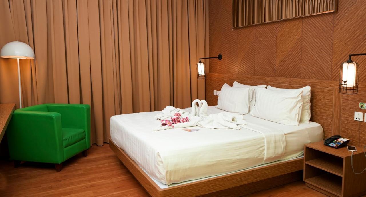 Maxonehotels.Com At Vivo פאלמבאנג מראה חיצוני תמונה